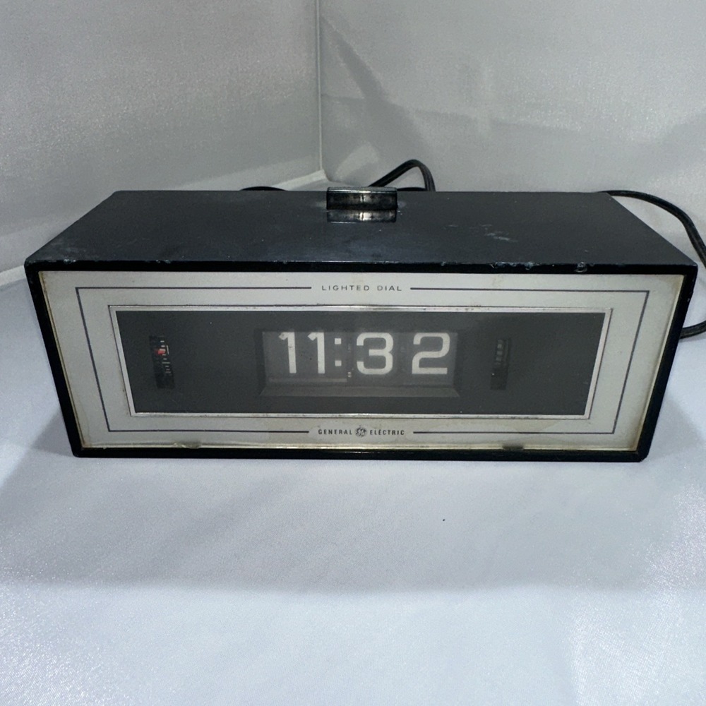 General Electric Vintage Flip Number Alarm Clock Dial GE Model492 WORKING
